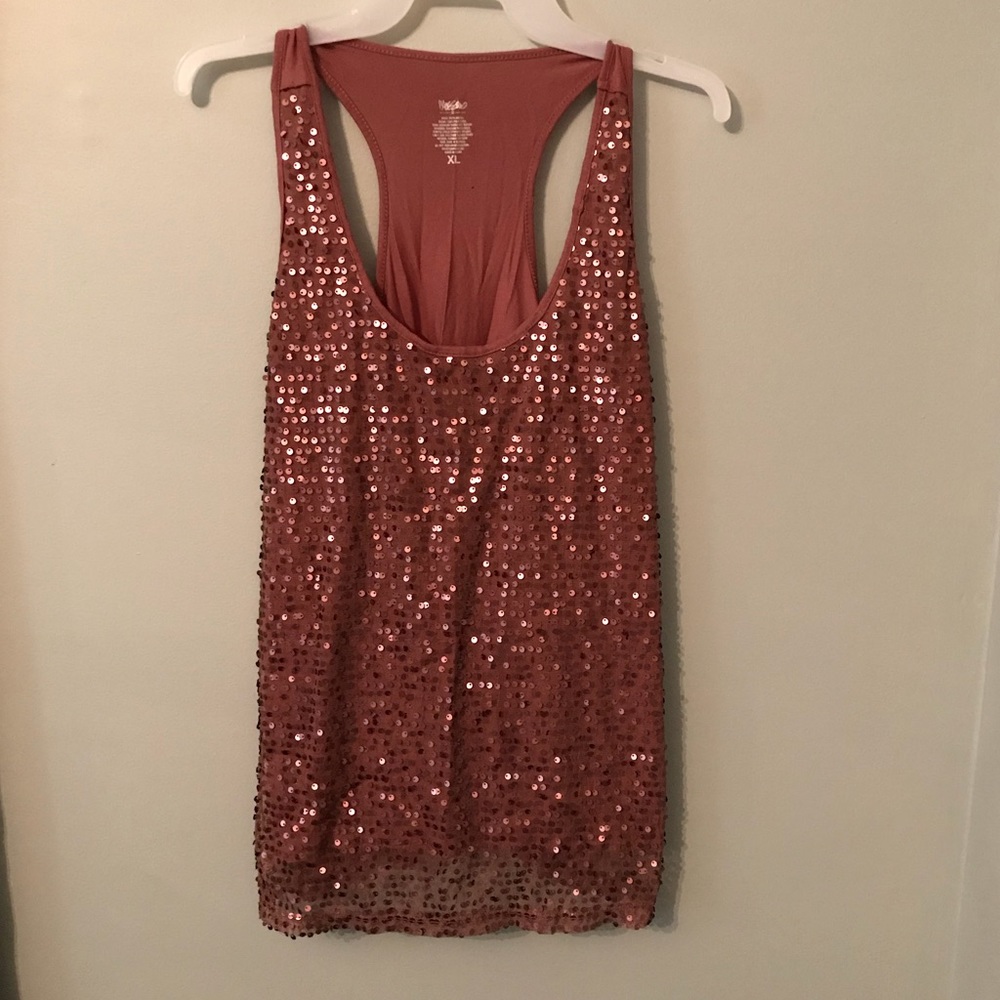 Super cute and flashy brown tank top.